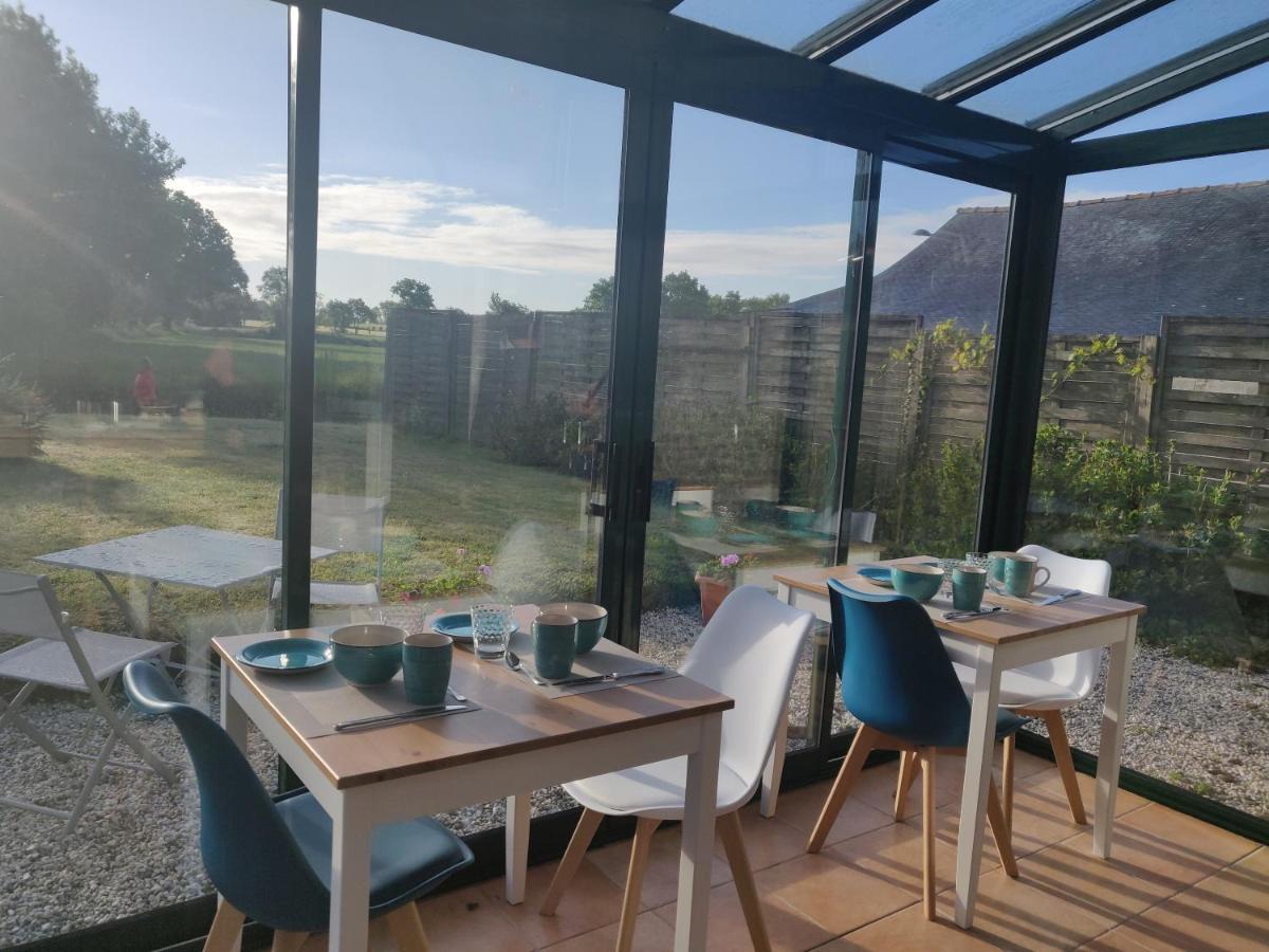 Les Fleurs Du Mont Bed & Breakfast Caux ภายนอก รูปภาพ