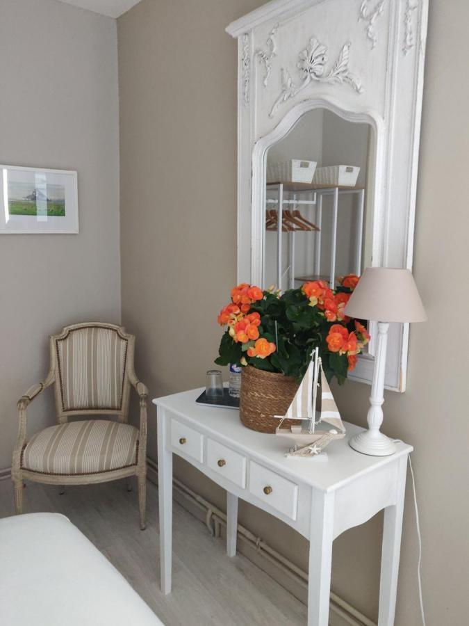 Les Fleurs Du Mont Bed & Breakfast Caux ภายนอก รูปภาพ