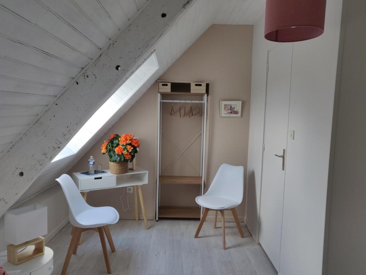 Les Fleurs Du Mont Bed & Breakfast Caux ภายนอก รูปภาพ