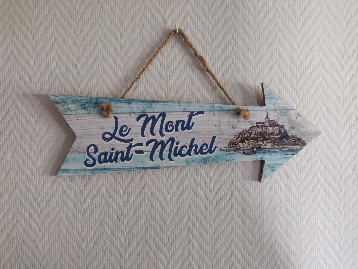 Les Fleurs Du Mont Bed & Breakfast Caux ภายนอก รูปภาพ